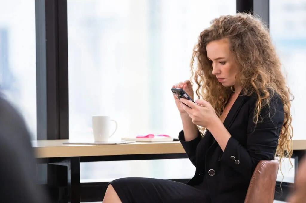 7 Applis Marketing Digital Réseaux Sociaux : guide essentiel pour les professionnels du marketing