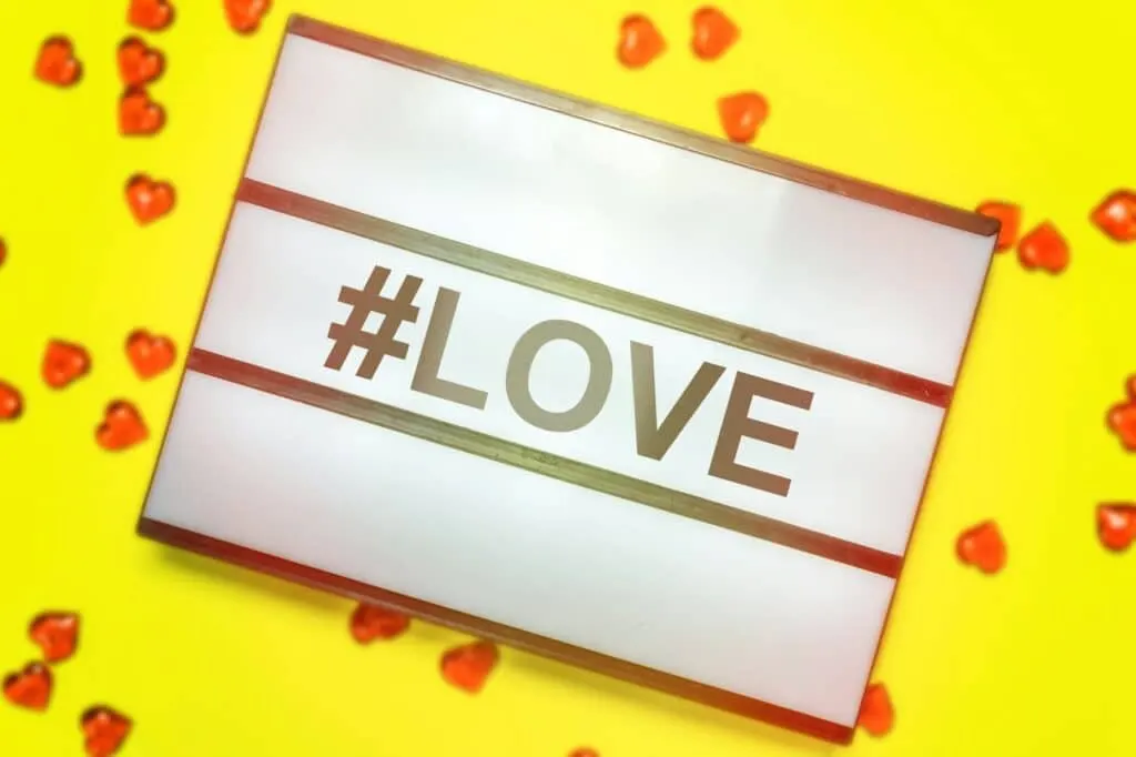 Trouver les meilleurs hashtags pour les publications Instagram : guide pour les utilisateurs francophones