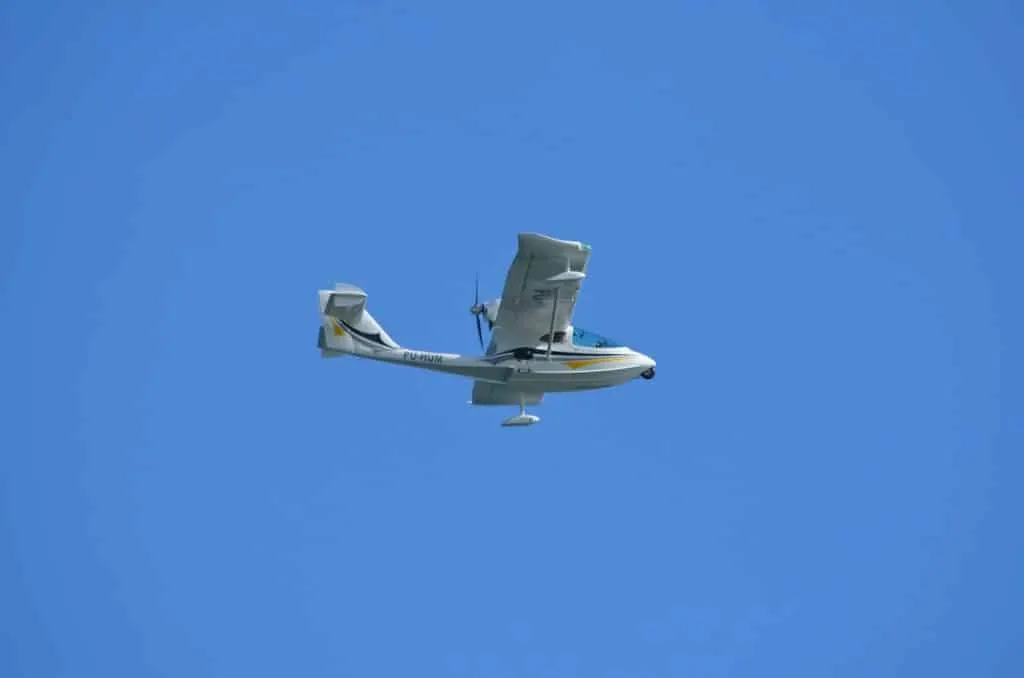 découvrez l'univers fascinant de l'aéronautique, un secteur dynamique alliant innovation technologique et exploration des cieux. explorez les avancées en aviation, les enjeux de la conception aéronautique et les tendances émergentes qui façonnent l'avenir du transport aérien.