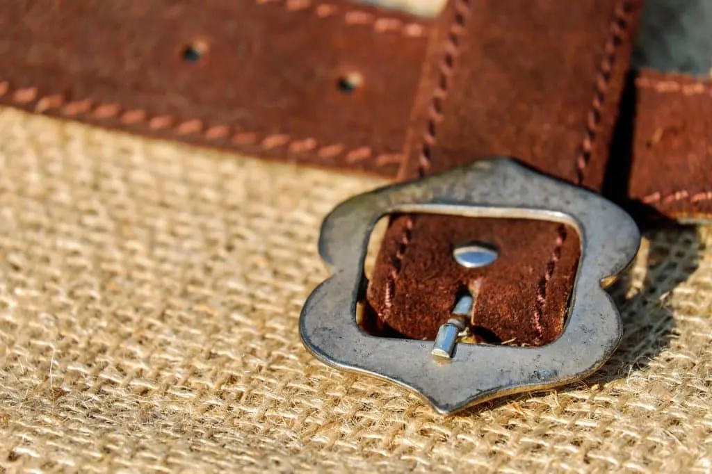 découvrez notre collection de vêtements adaptatifs, conçus pour allier confort et style. idéaux pour les personnes à mobilité réduite ou ayant des besoins spécifiques, nos vêtements facilitent l'habillage tout en restant tendance. explorez des options pratiques et élégantes pour tous les jours.