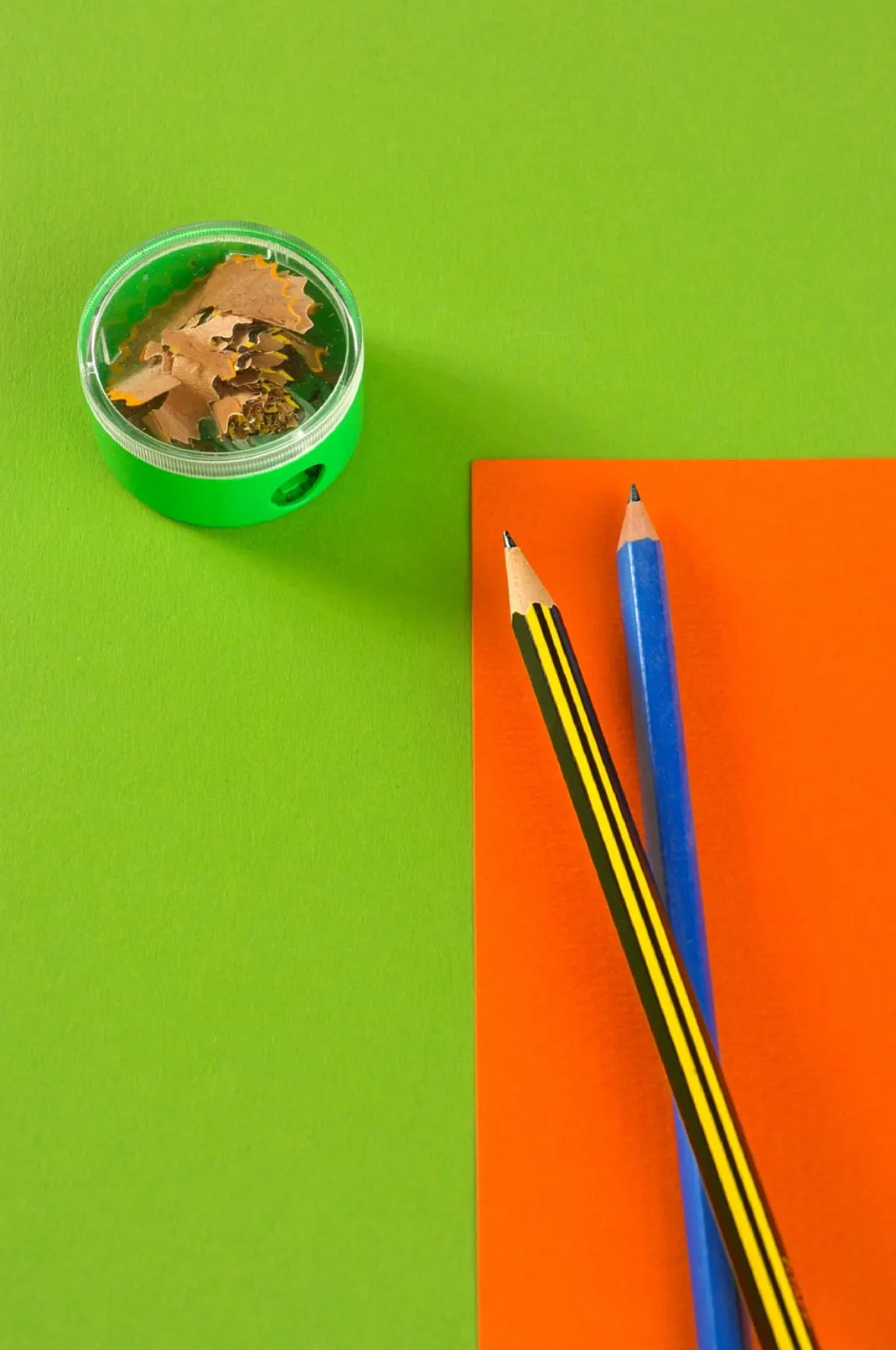 découvrez l'art de l'affûtage avec nos techniques et conseils pour garder vos outils de coupe en parfait état. apprenez à aiguiser efficacement vos couteaux, ciseaux et autres instruments, pour des performances optimales dans vos tâches quotidiennes.