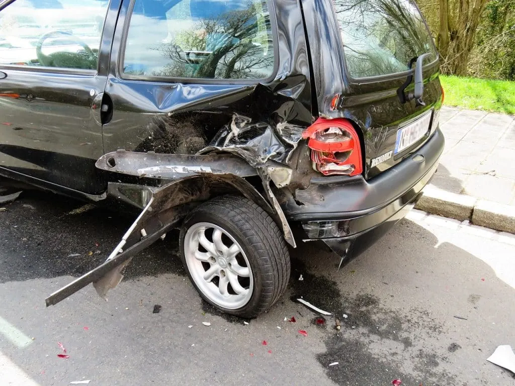 découvrez les différents types d'accidents, leurs causes et conséquences. apprenez comment prévenir les accidents dans votre quotidien et les mesures à prendre en cas d'incident.