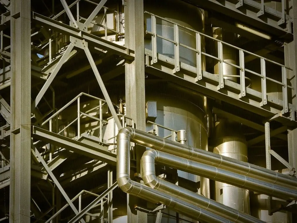 découvrez notre expertise en tôlerie industrielle : des solutions de découpe, pliage et formage de métaux pour tous vos projets. qualité, précision et durabilité au cœur de notre métier.