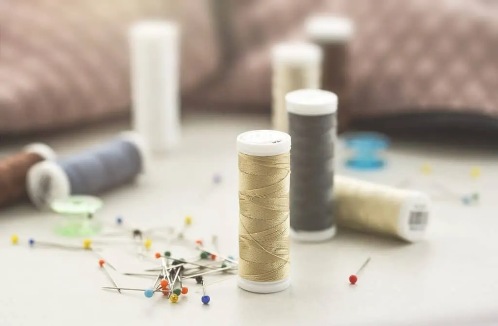 découvrez nos kits de voyage essentiels, comprenant tout le nécessaire pour un voyage réussi. pratiques et compacts, ils vous accompagnent partout, que ce soit pour une escapade d'un week-end ou un long périple. préparez-vous à explorer le monde en toute sérénité avec nos produits de qualité.