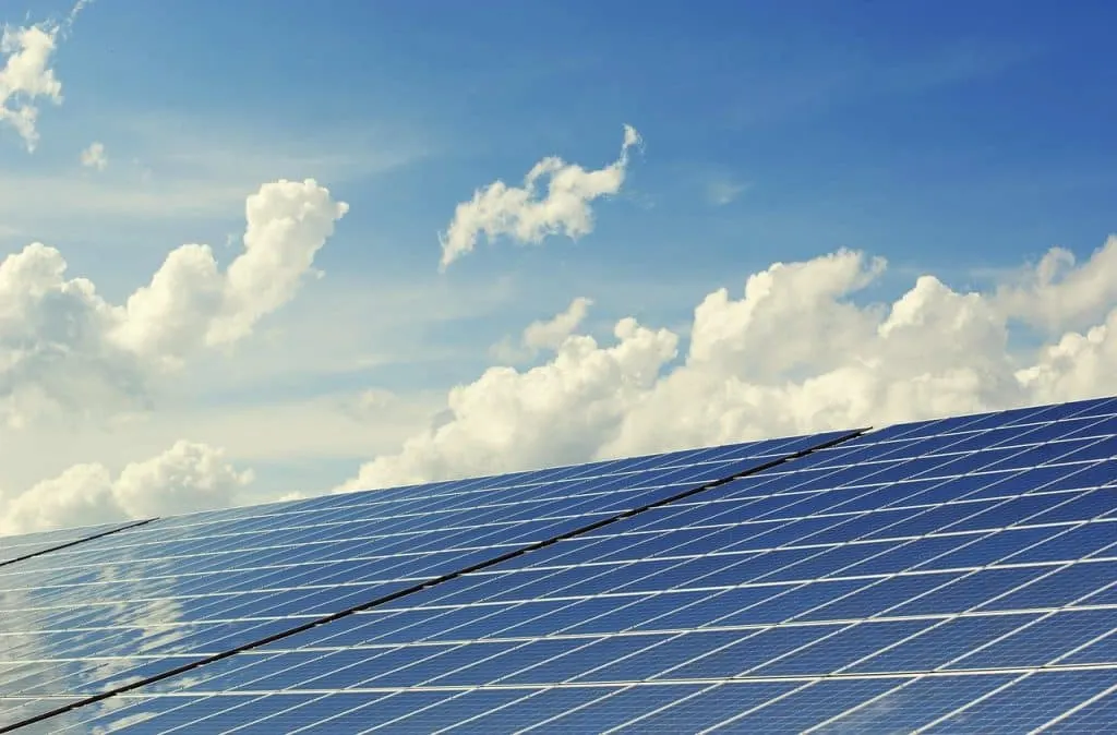 participez à l’energy forum : un événement incontournable dédié aux dernières innovations, solutions et débats autour de l’énergie durable, la transition énergétique et les enjeux environnementaux. découvrez les experts et acteurs majeurs du secteur !