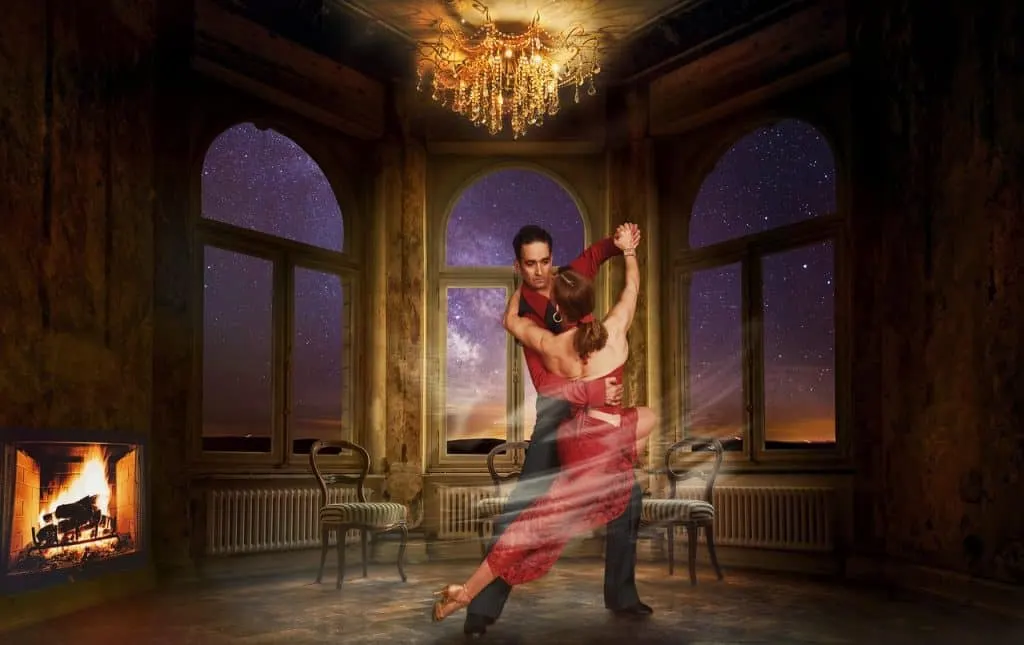 découvrez l’univers passionnant du tango, une danse élégante et envoûtante née en argentine. origines, styles, conseils pour débuter et guide des meilleurs événements pour tout savoir sur le tango !