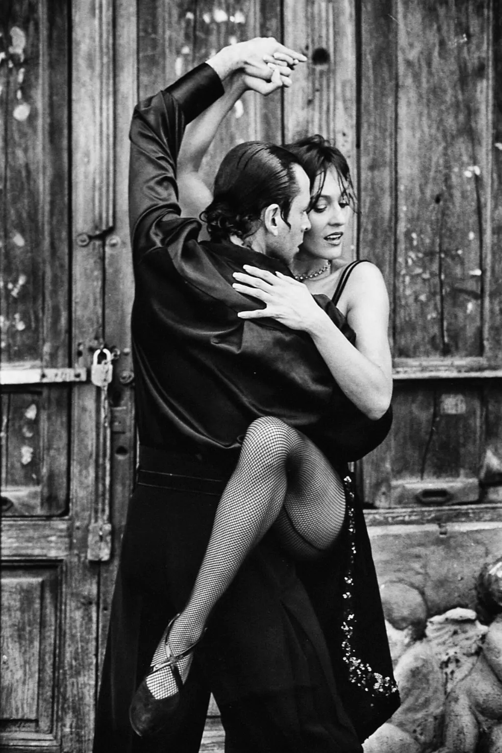 découvrez fusion dance, une danse moderne alliant fluidité et énergie, parfaite pour exprimer votre créativité en couple.
