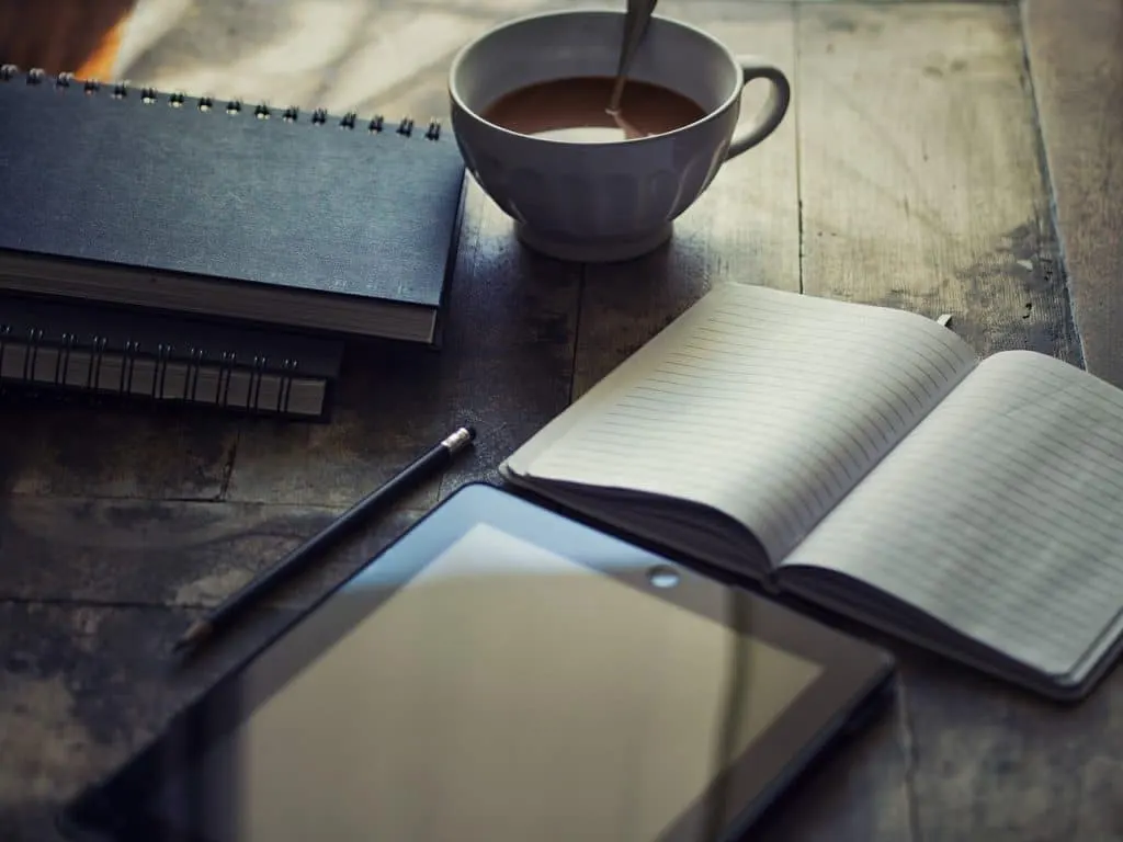 découvrez comment optimiser votre espace de travail pour améliorer productivité et bien-être au bureau.