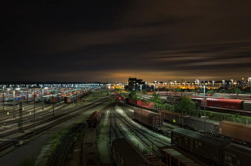 découvrez nos solutions logistiques innovantes pour optimiser la gestion de votre chaîne d'approvisionnement et améliorer l'efficacité de vos transports.