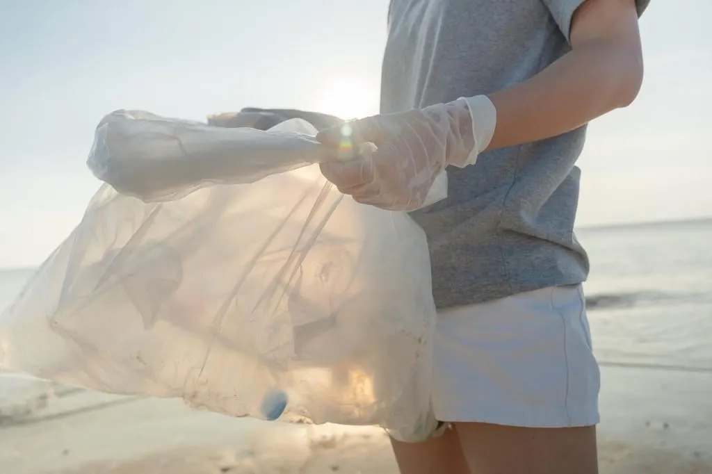 découvrez l'importance du recyclage du plastique pour protéger l'environnement, réduire les déchets et promouvoir un avenir durable grâce à des pratiques écoresponsables.