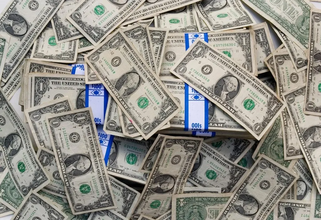découvrez comment optimiser l'épargne salariale pour vos employés afin de favoriser leur bien-être financier et renforcer la motivation au sein de votre entreprise.