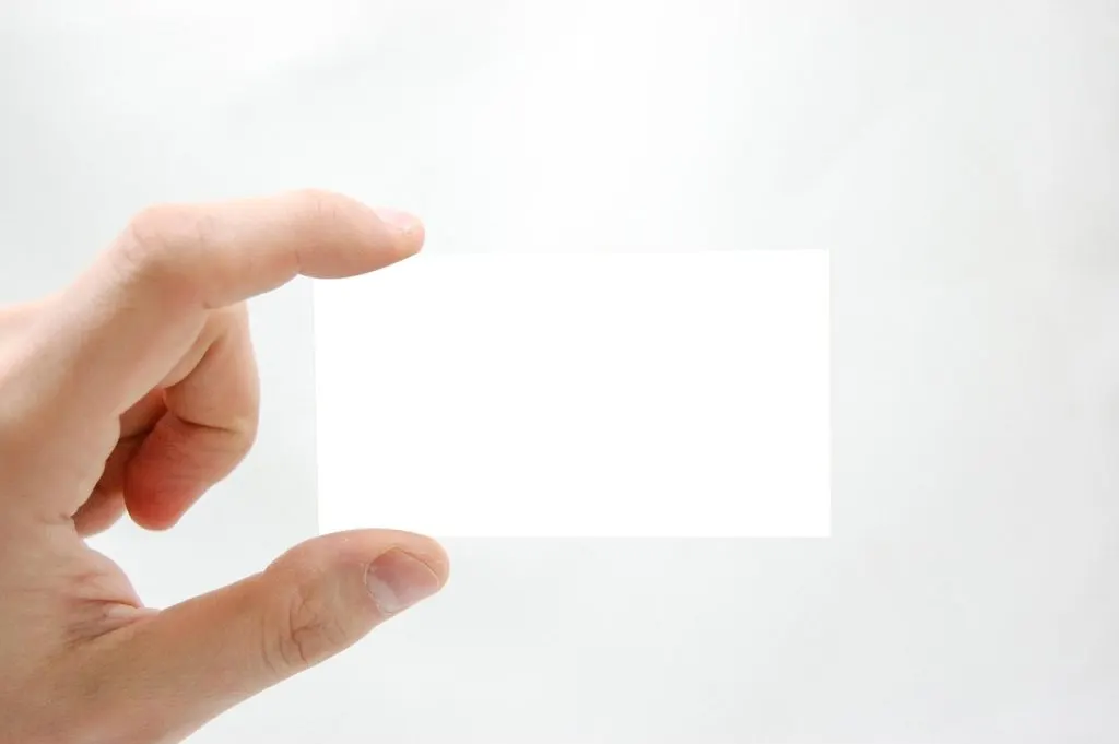 découvrez nos modèles personnalisables de cartes de visite professionnelles pour faire une excellente première impression et valoriser votre image d'entreprise.
