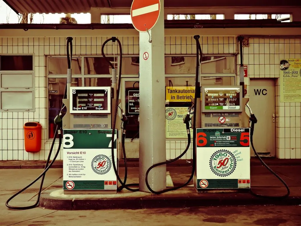 protégez votre véhicule contre le vol de carburant grâce à nos conseils et solutions efficaces pour détecter et prévenir les actes de malveillance.